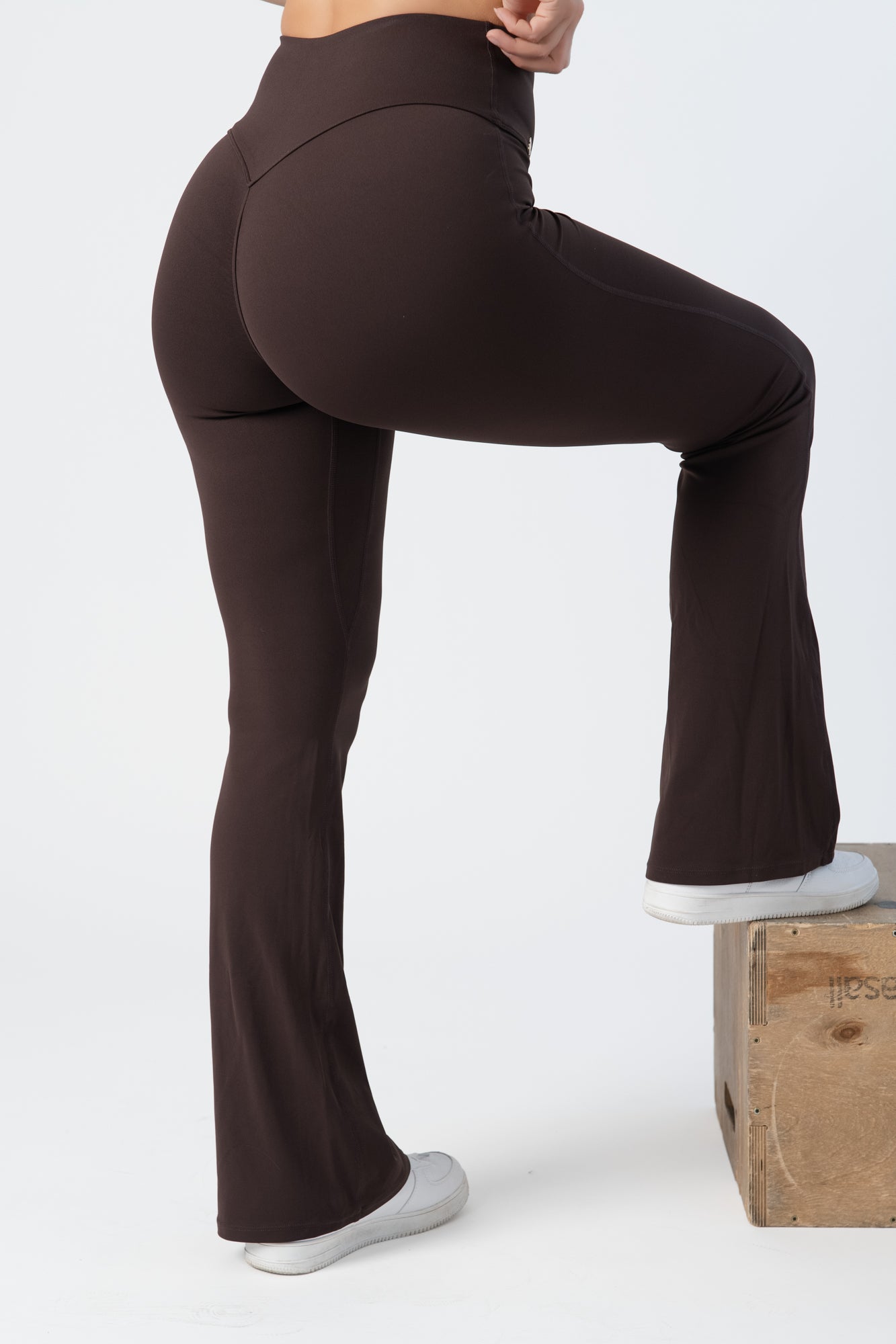 Core Flare Tights - Dark Brown
