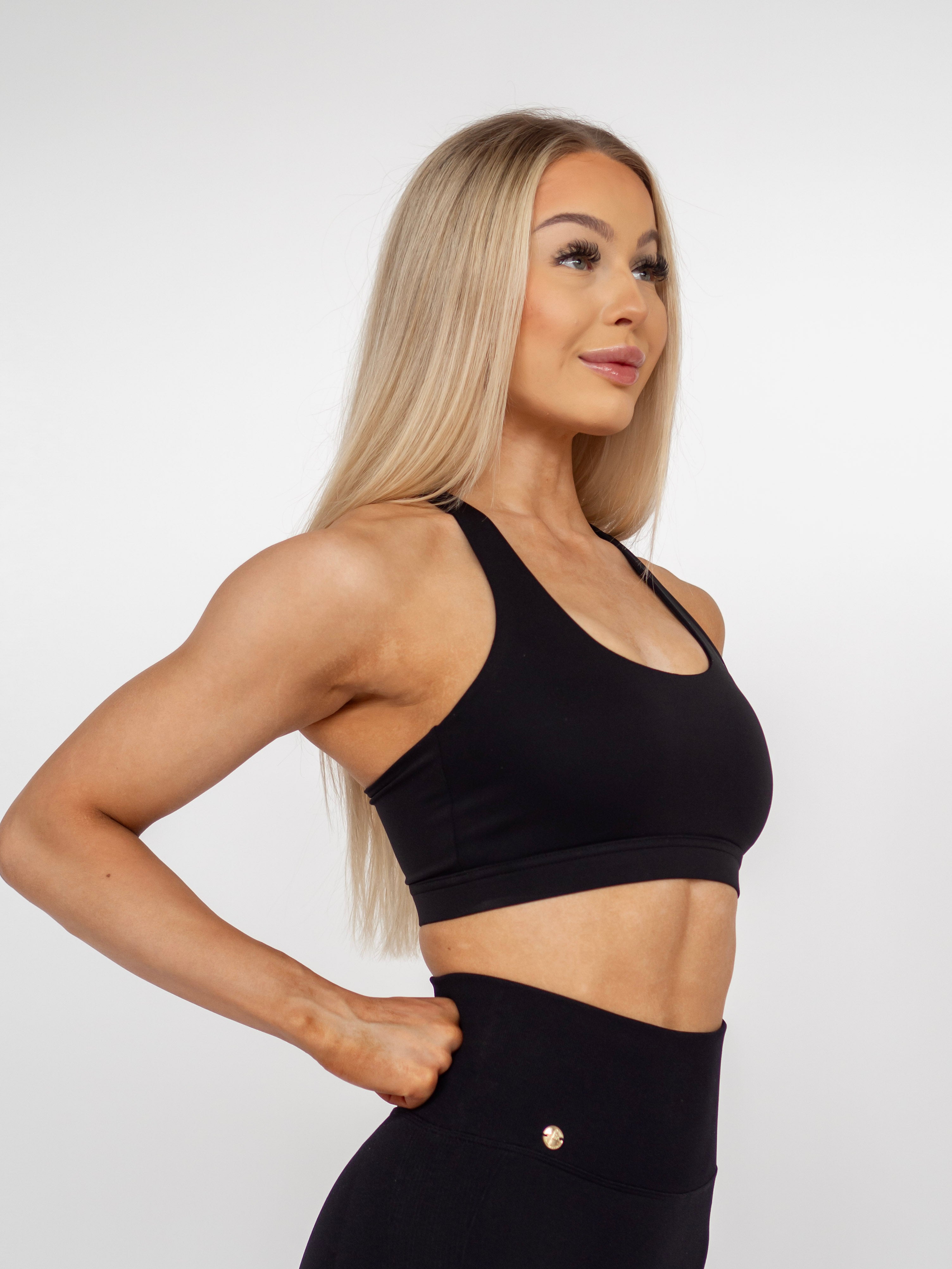 Essential Top - Black