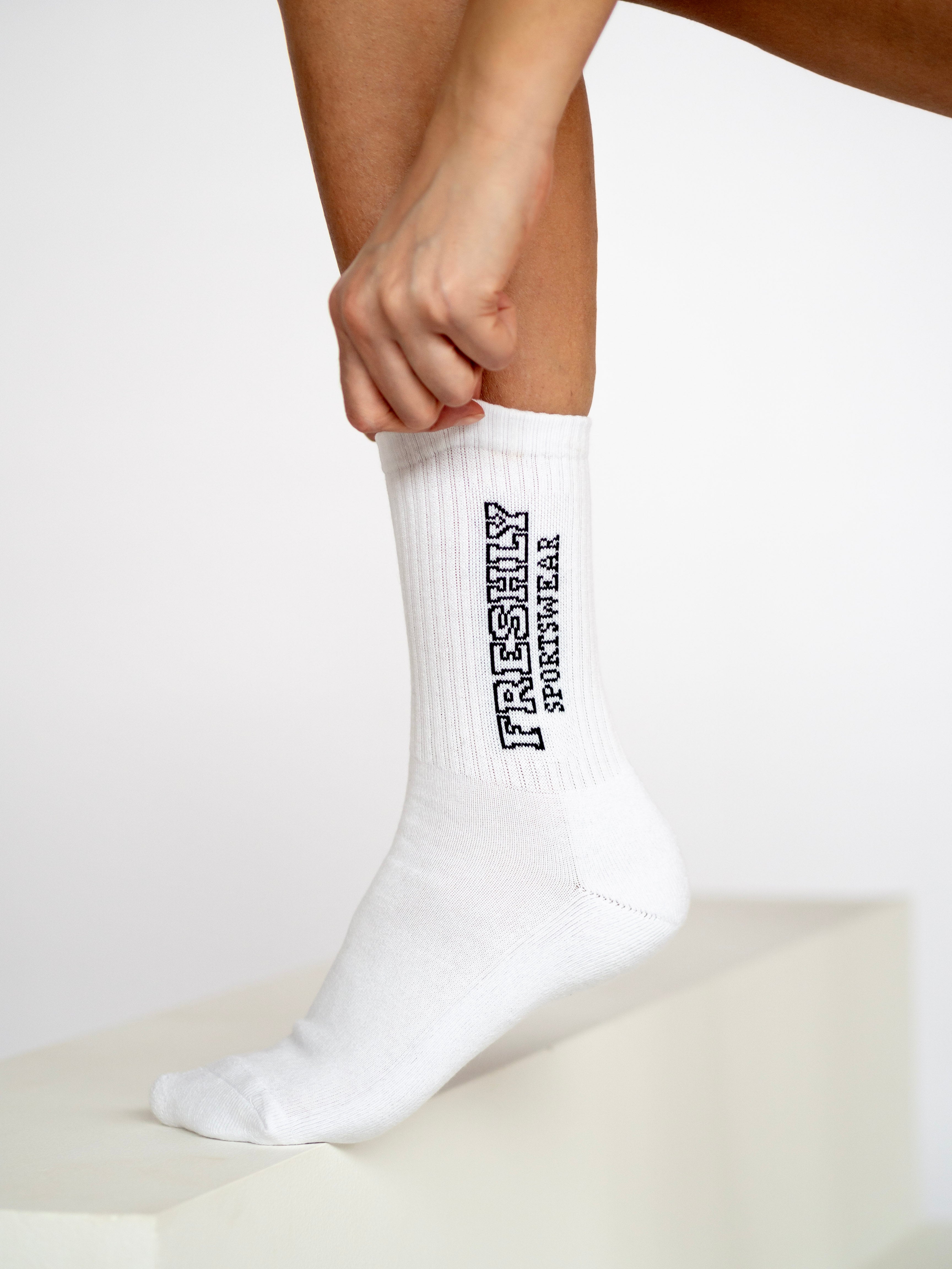 FRESHLY Women's Jersey Socks - White