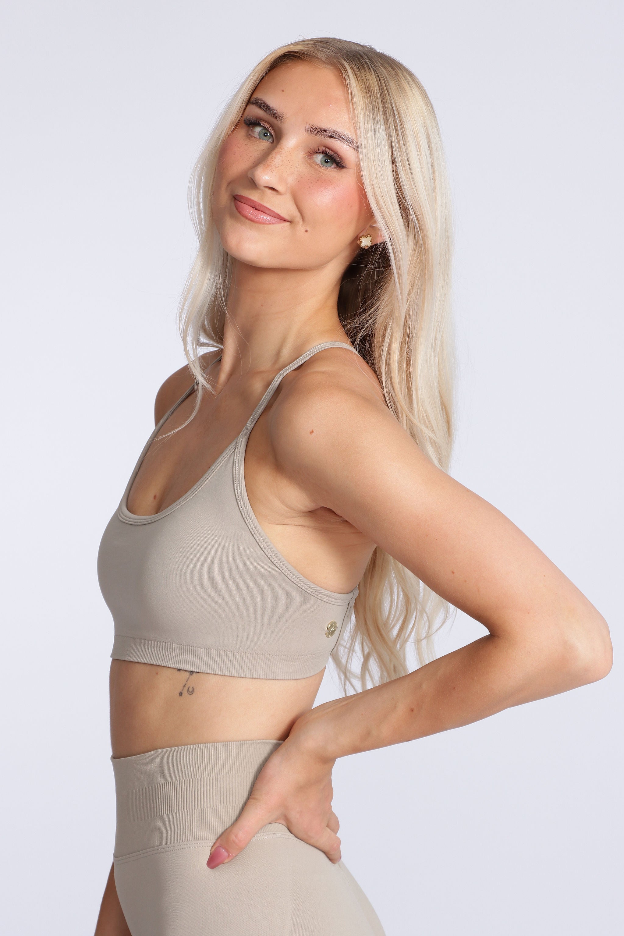 Shape Seamless Cross-Back Top - Latte