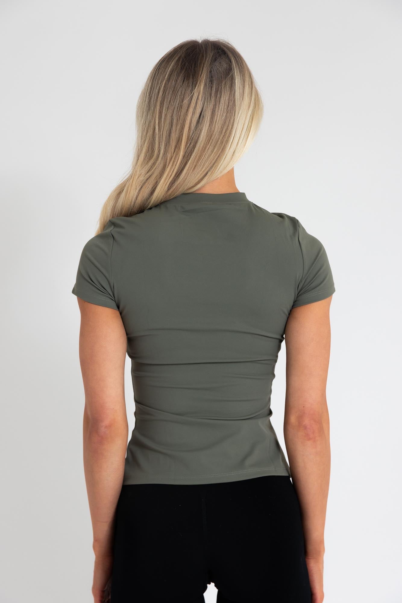 Sculpt T-shirt - Olive
