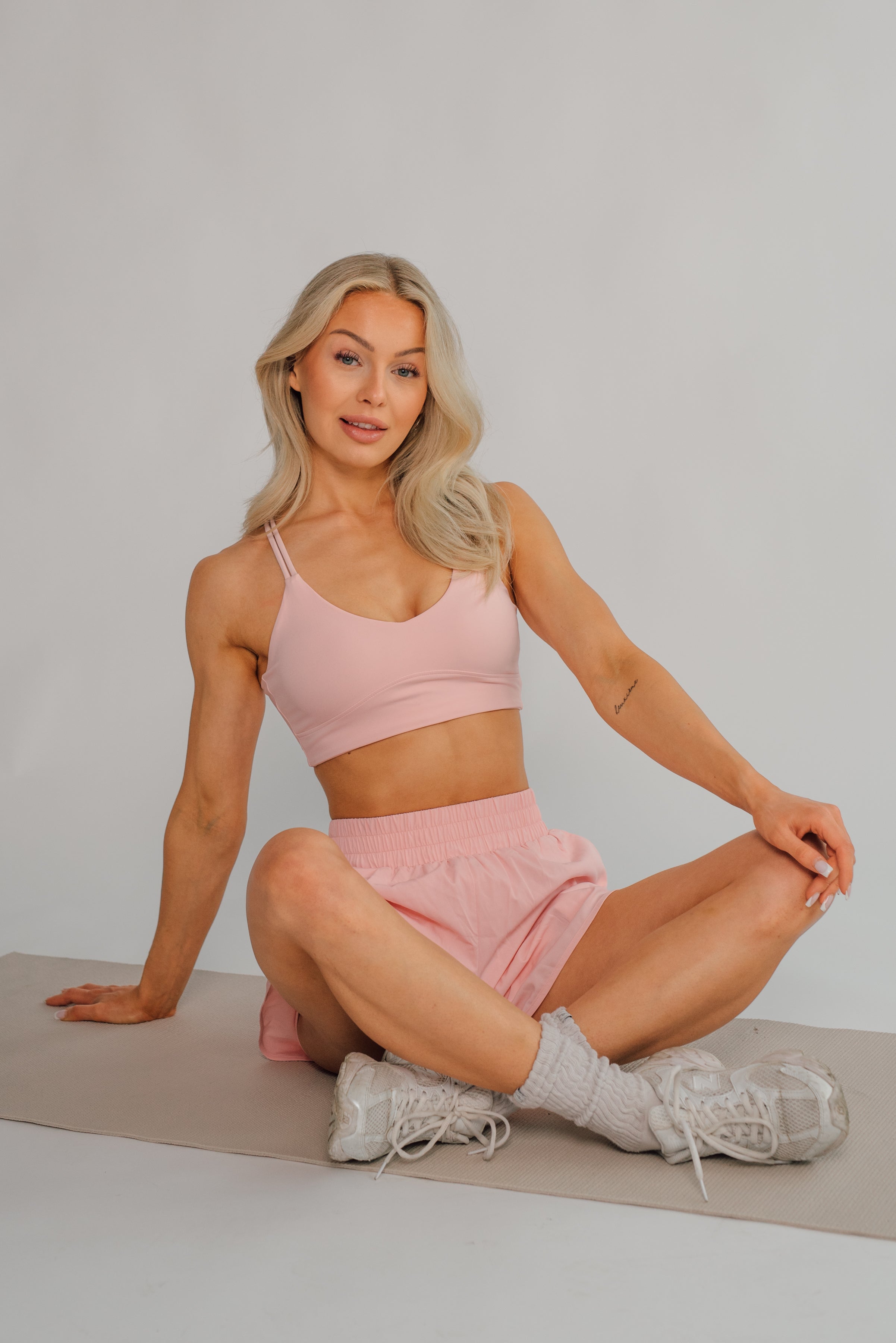 Active Top - Strawberry Cream