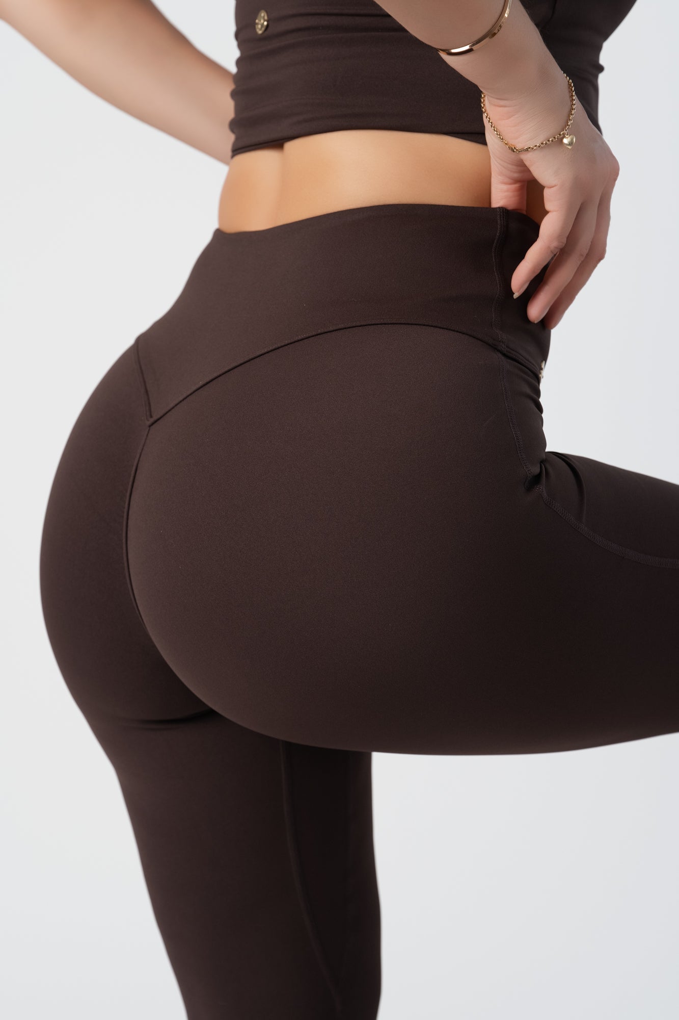 Core Flare Tights - Dark Brown