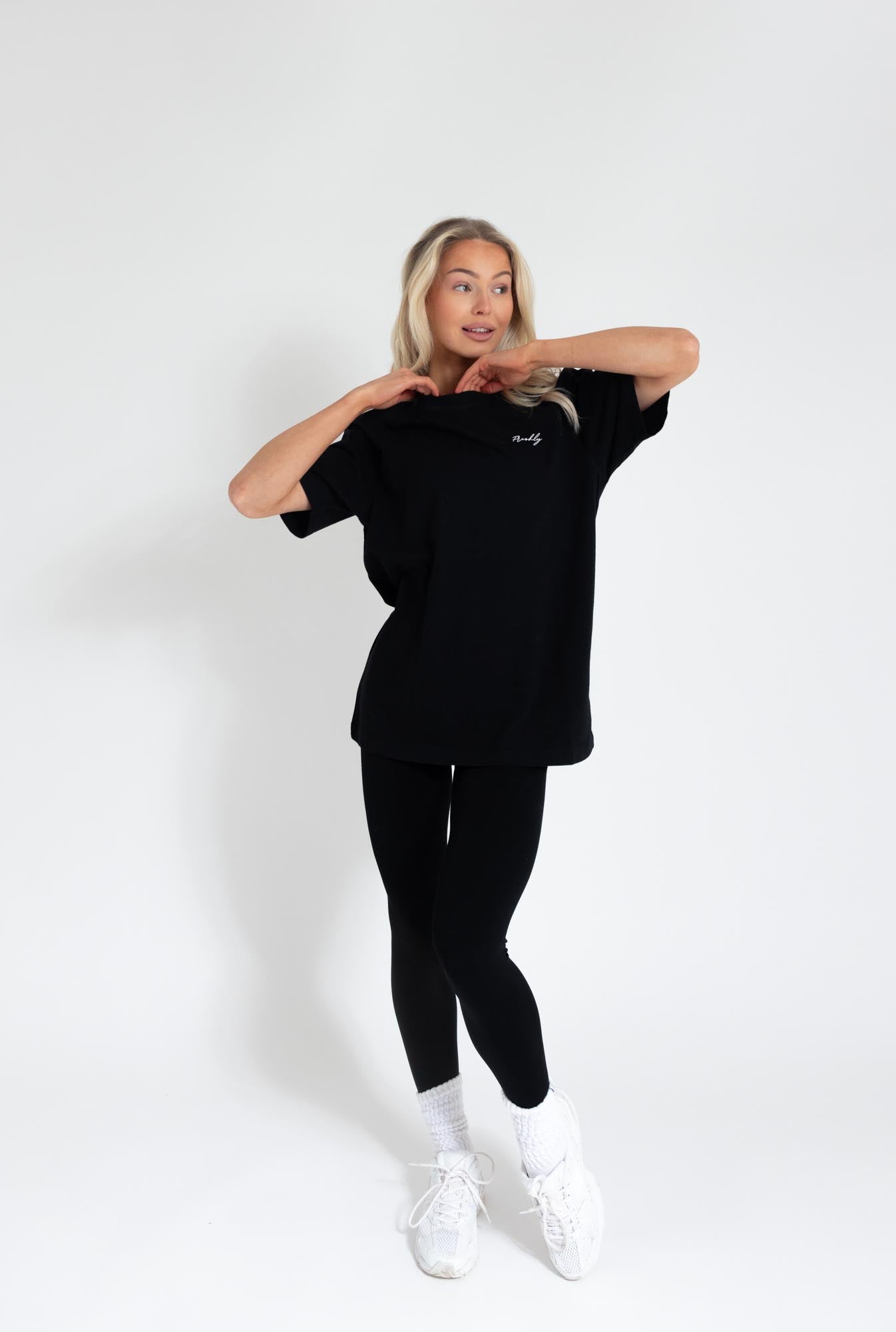 PUMP COVER OVERSIZED TEE - Deep Black