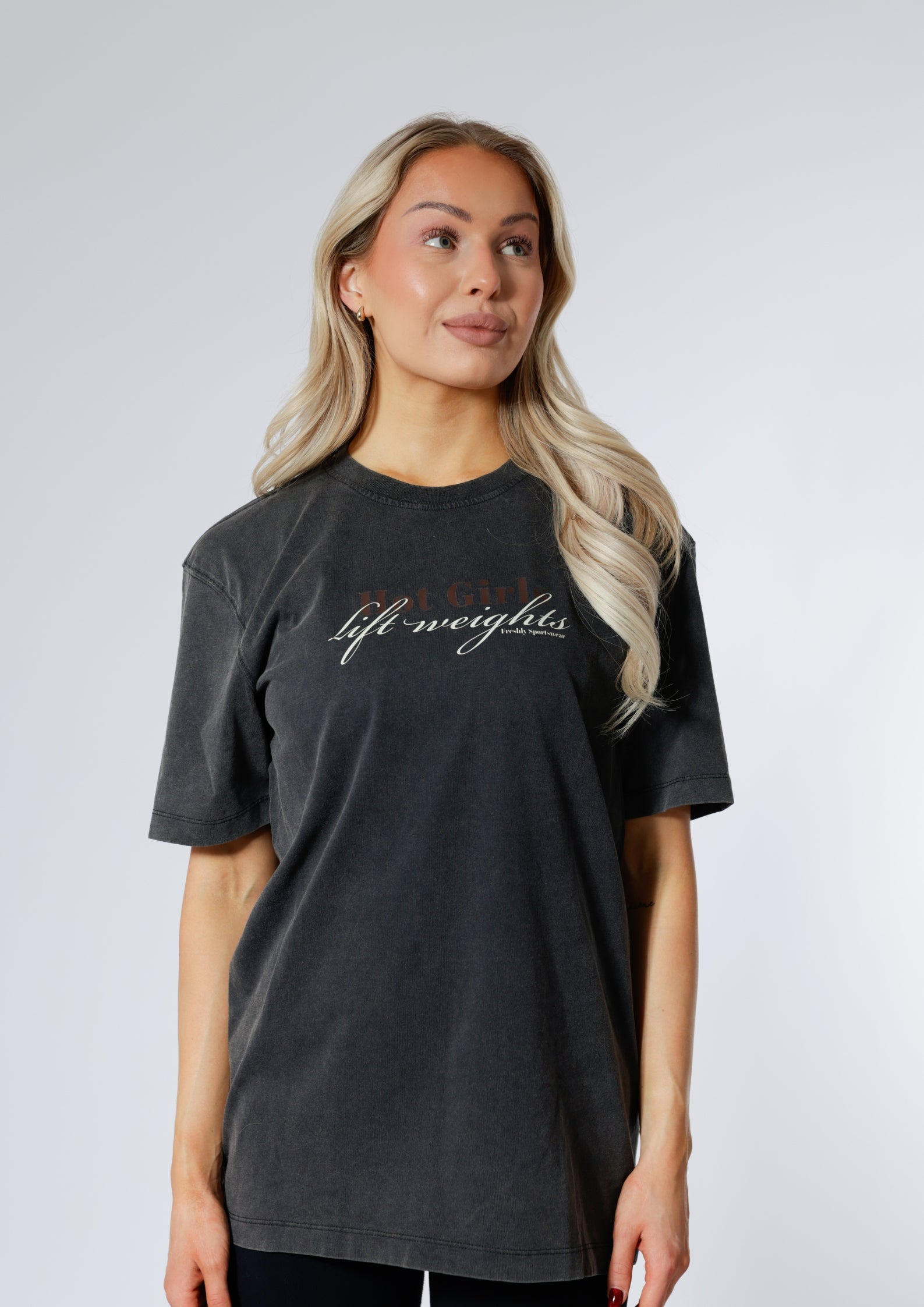 PUMP COVER OVERSIZED TEE - Hot Girls Lift Weights