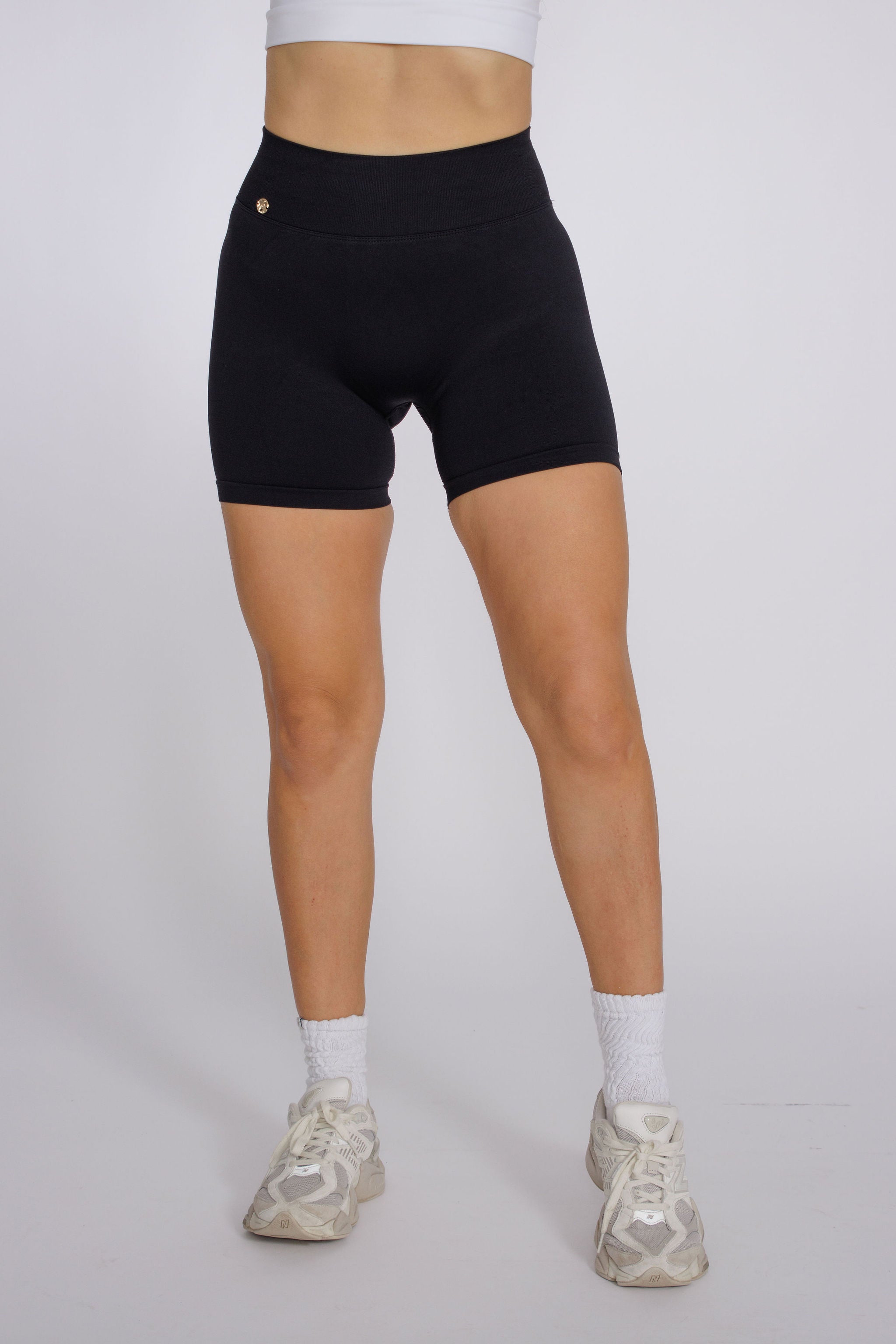 Perfect Peachy Shorts - Black