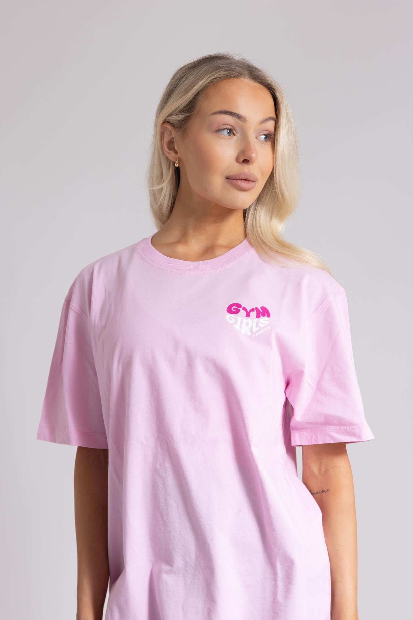 PUMP COVER OVERSIZED TEE - Sweet Pink