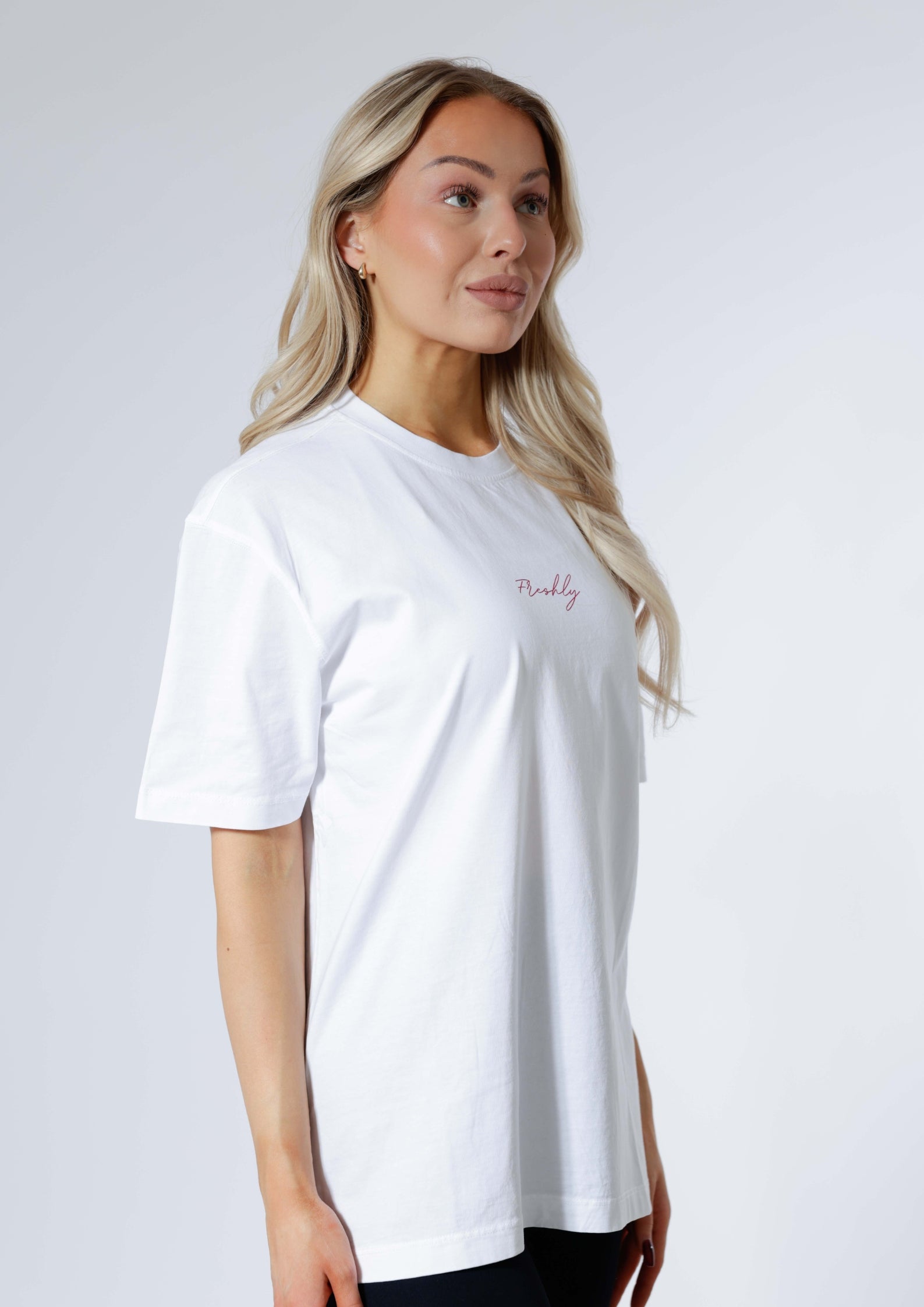 PUMP COVER OVERSIZED TEE - Sweet & Strong / Pure White