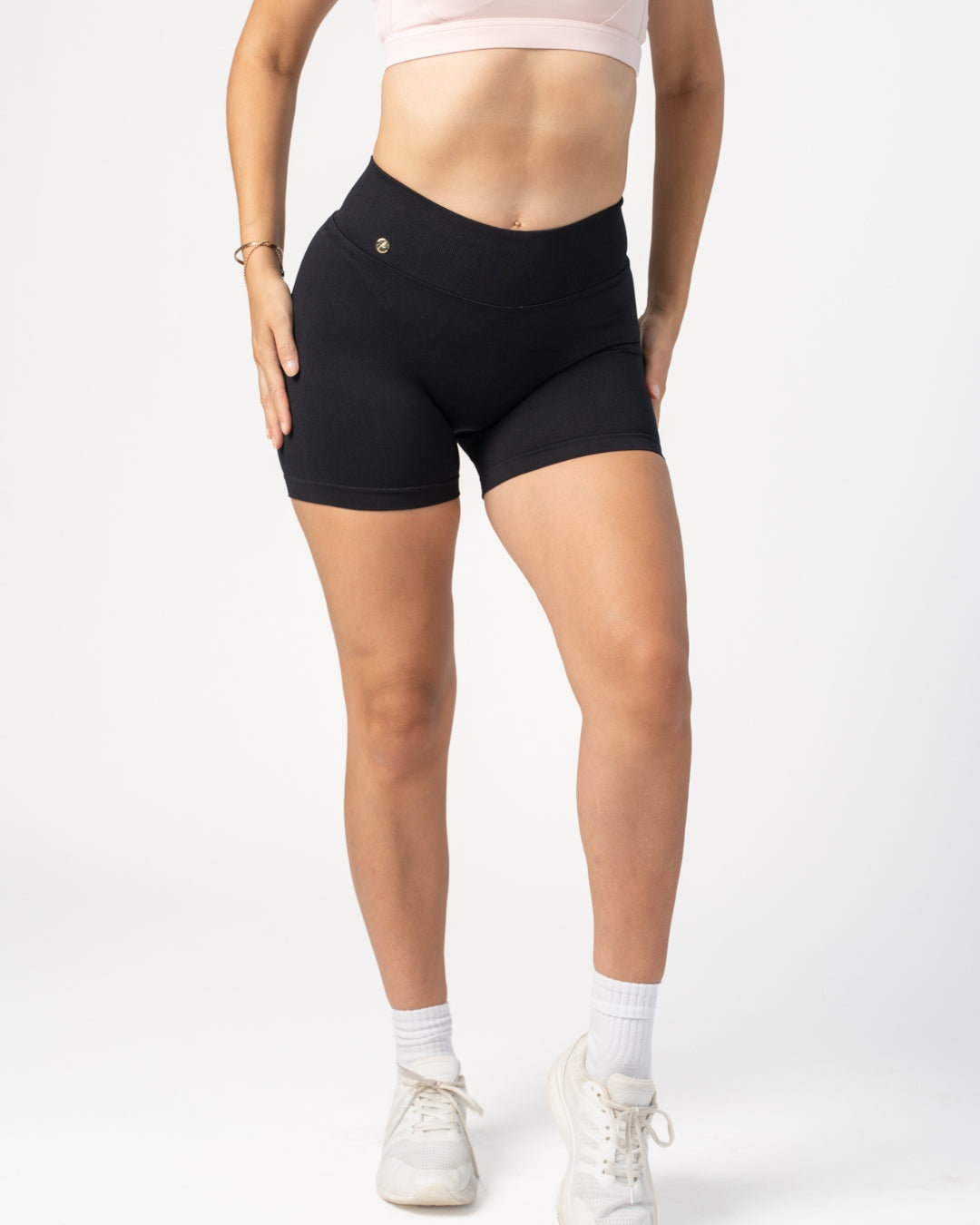 V-Waist Shorts - Black