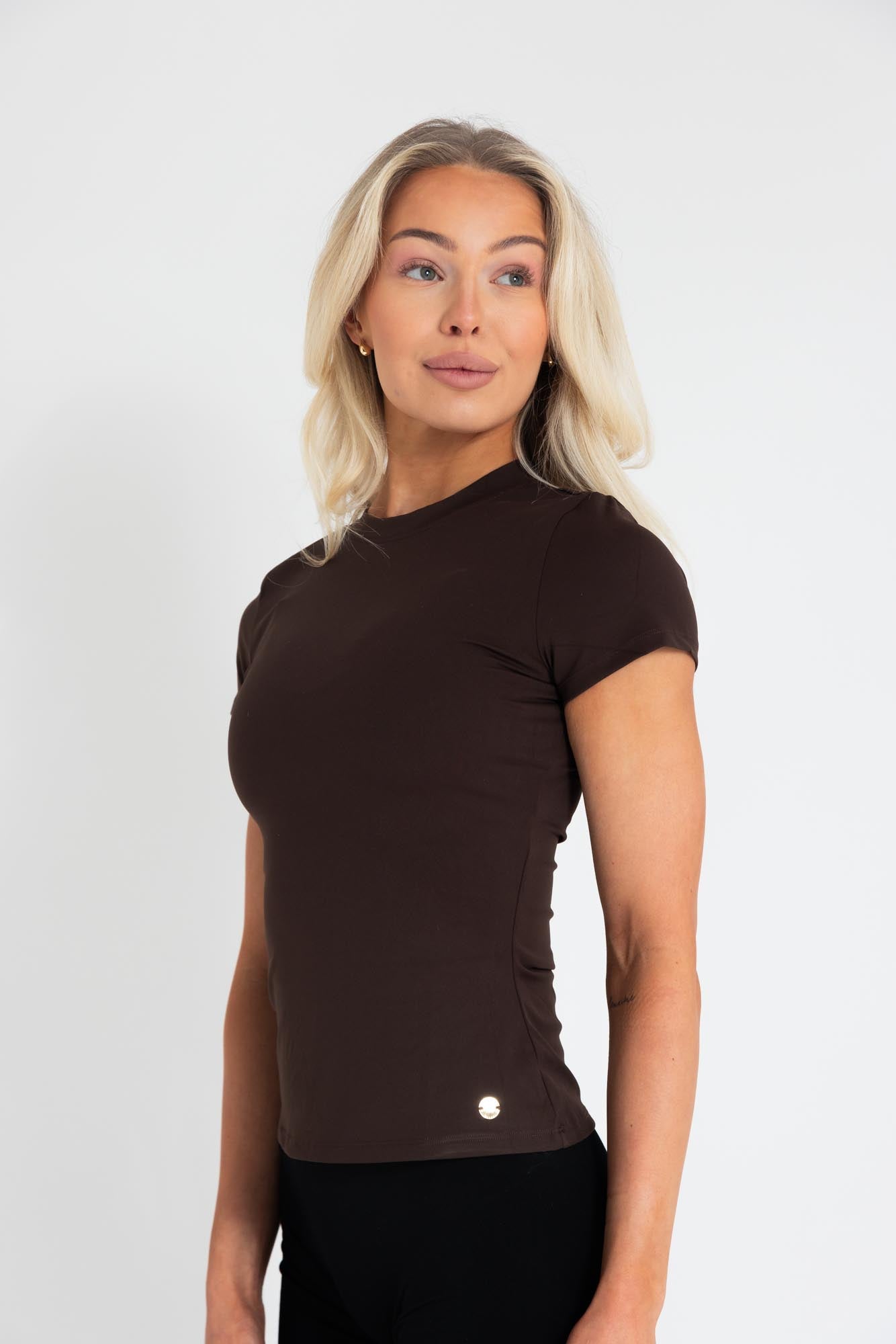 Sculpt T-shirt - Dark Brown