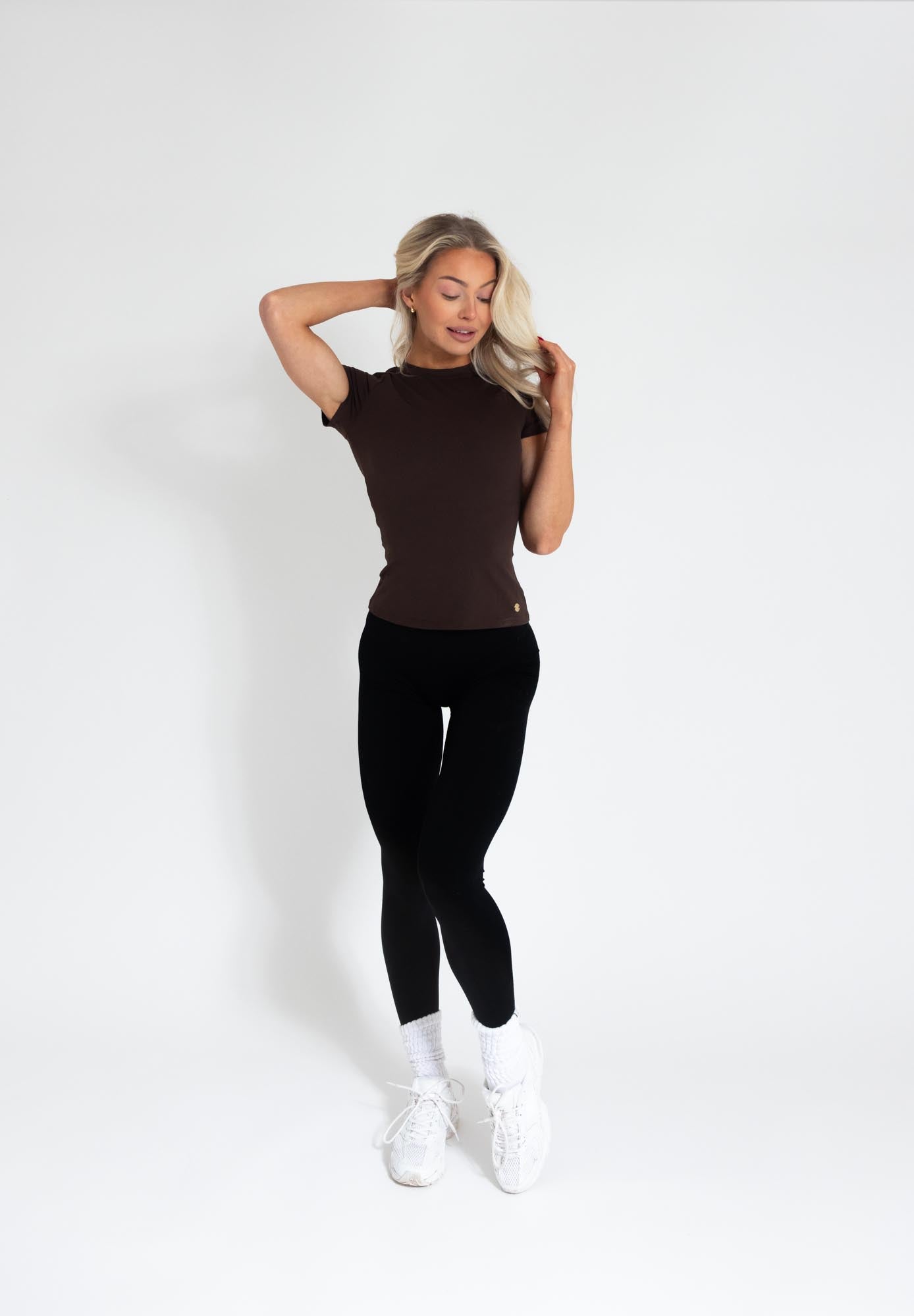 Sculpt T-shirt - Dark Brown