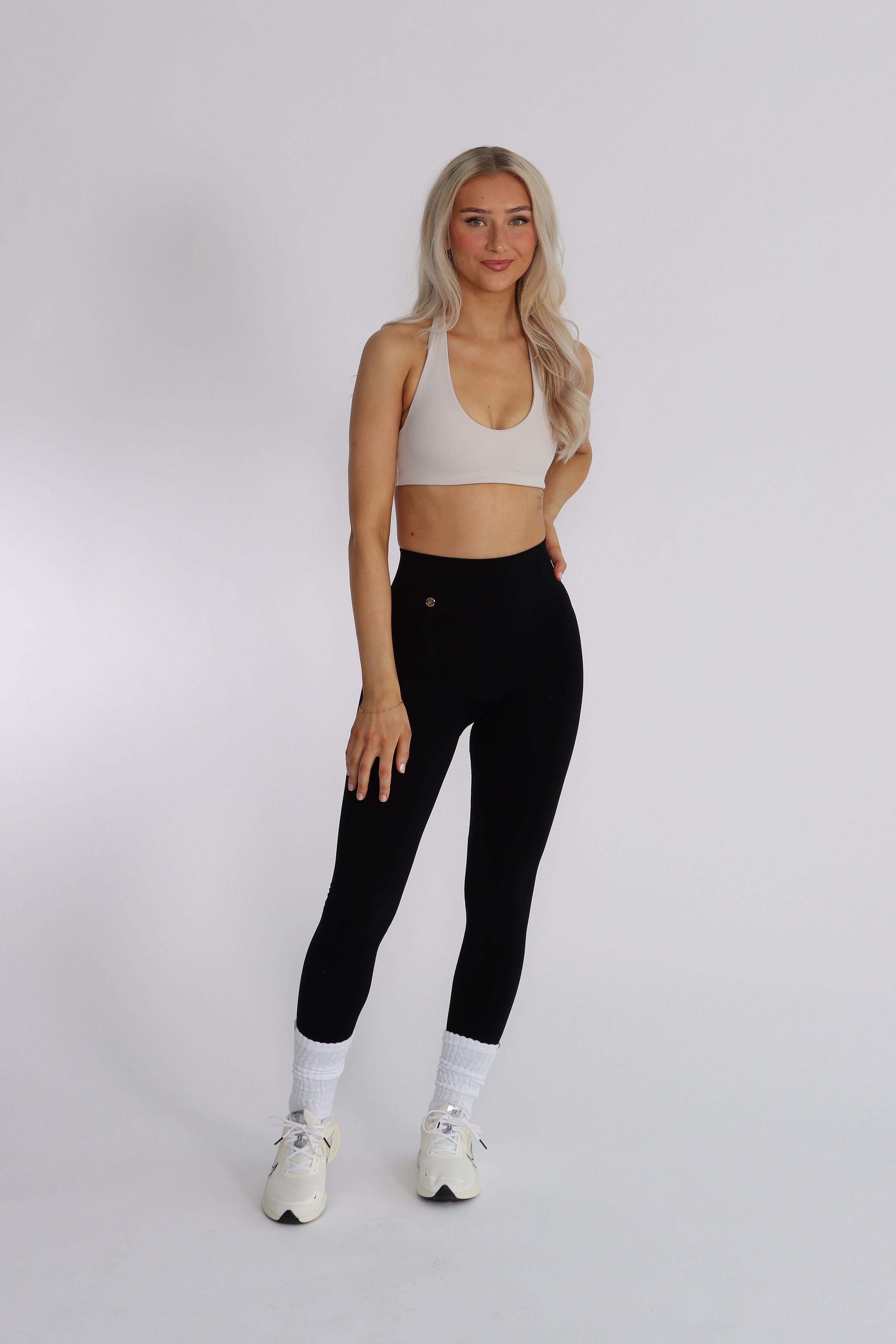 Halterneck Sports bra - White Sand