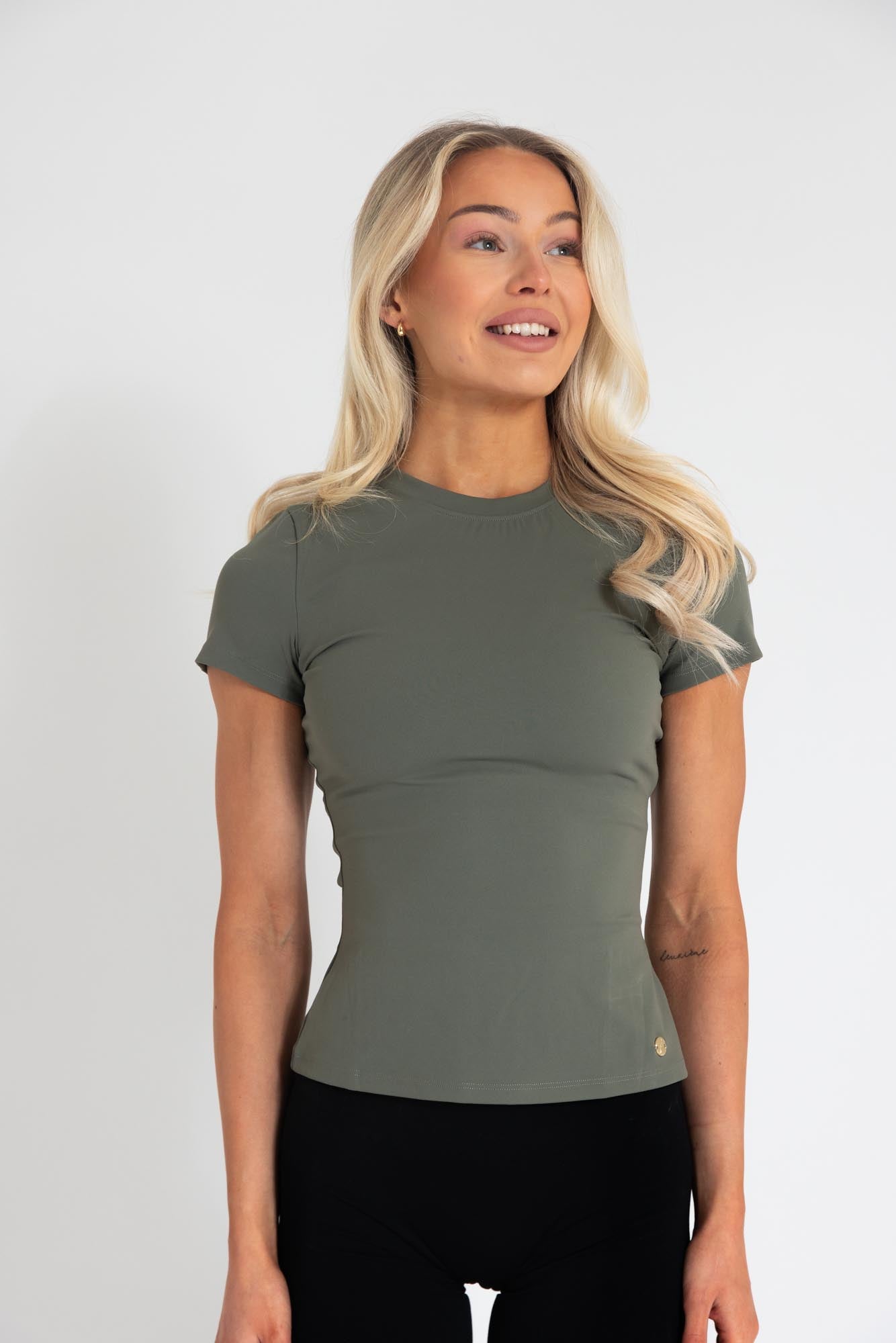 Sculpt T-shirt - Olive