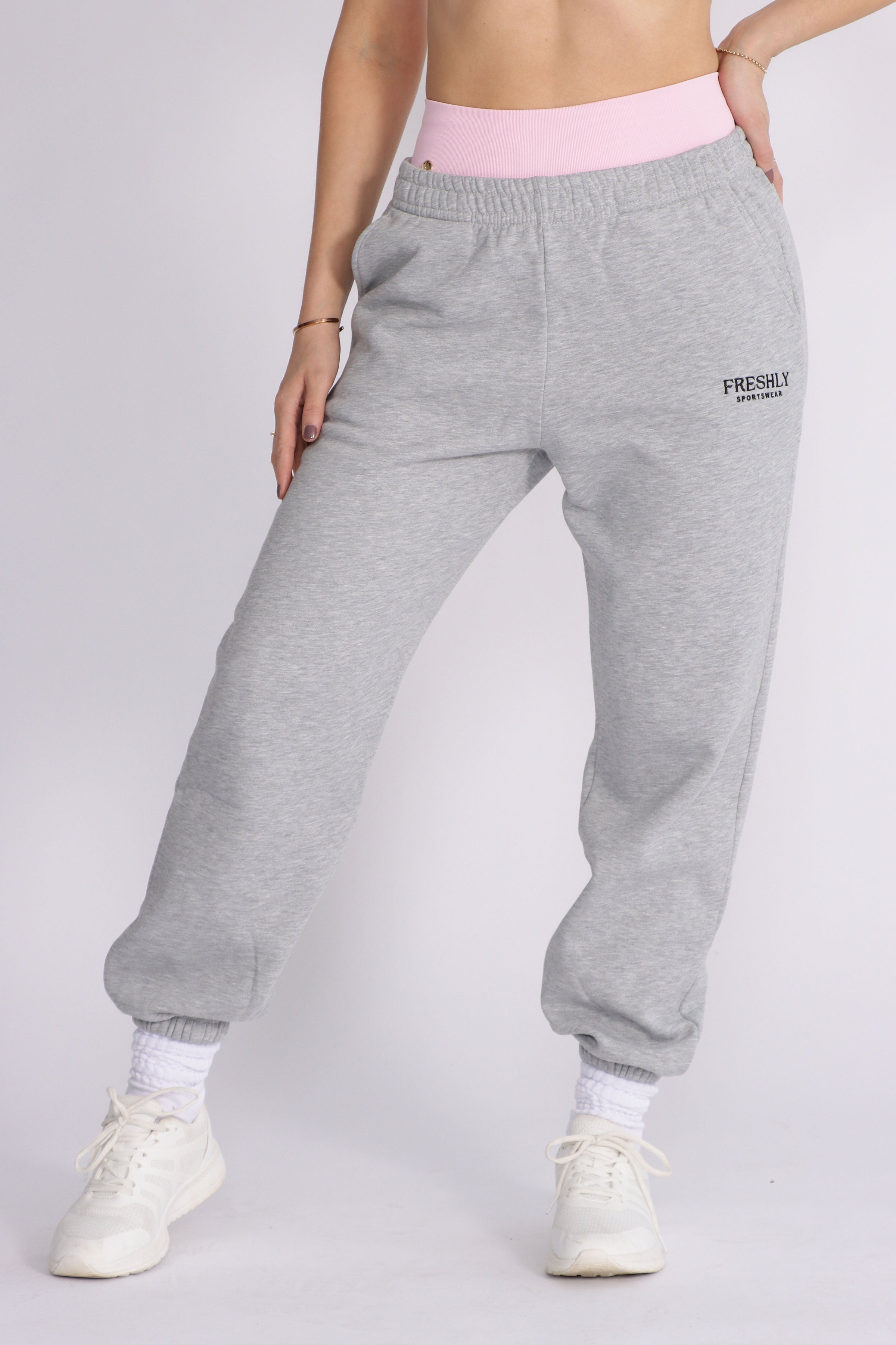 FRESHLY LIFTING CLUB SWEATPANTS - Melange Grey